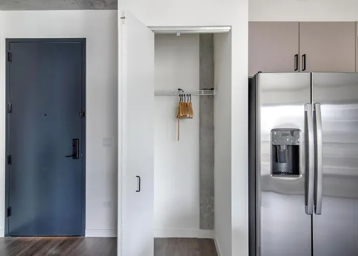 Appartement River North 1br W Gym Sky Terrace Yoga Chi-1033